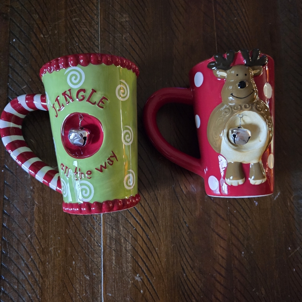 🎈2/$15 Festive Holiday Mug Set